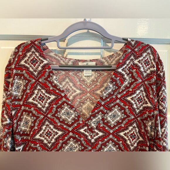 H&M V-Neck Abstract Print Midi Dress 3/4 Sleeve Rust Red Tan Women’s Size 2 - Picture 2 of 8